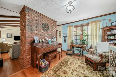 2056 Lawrence Road Clover SC 29710