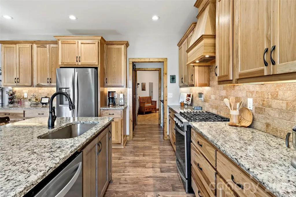 207 Lake Crest Drive Nebo NC 28761
