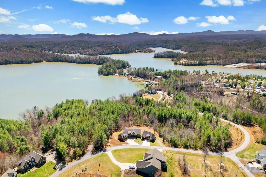 207 Lake Crest Drive Nebo NC 28761
