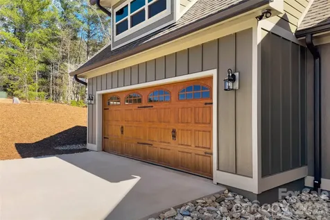 207 Lake Crest Drive Nebo NC 28761