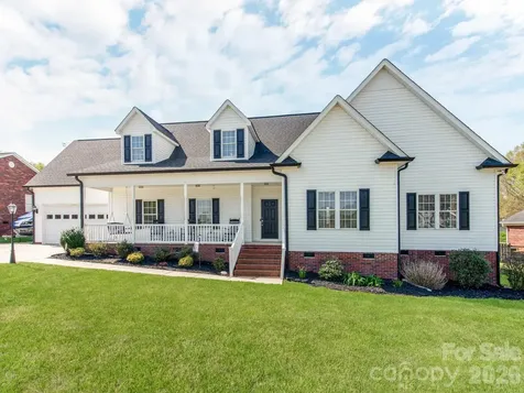 2261 Stallings Road Harrisburg NC 28075