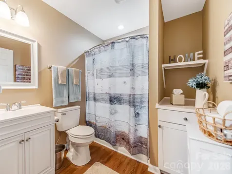2261 Stallings Road Harrisburg NC 28075