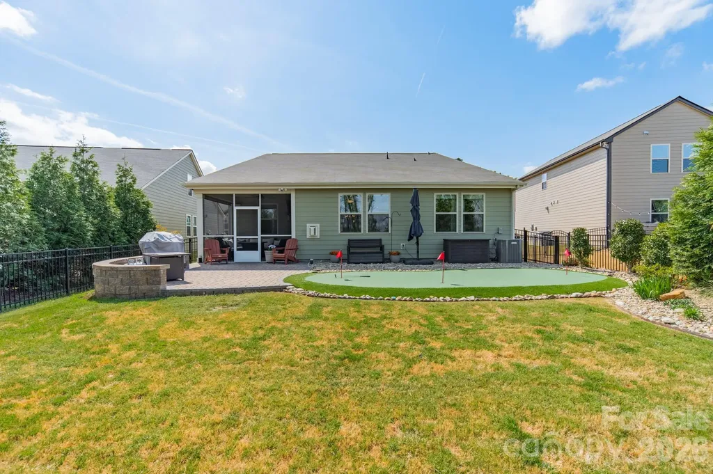 12807 Heath Grove Drive Huntersville NC 28078