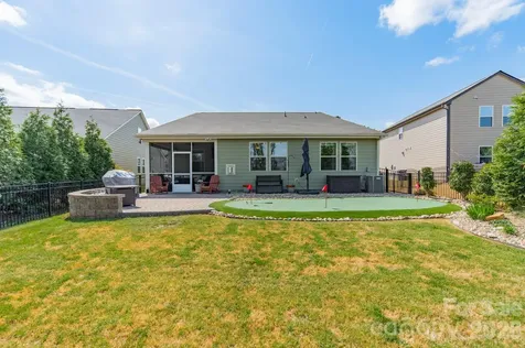 12807 Heath Grove Drive Huntersville NC 28078