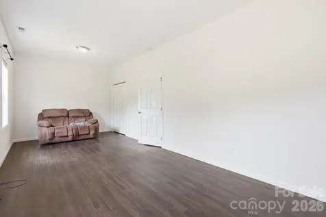 10 Scarlett Ridge Drive Marshall NC 28753