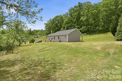 10 Scarlett Ridge Drive Marshall NC 28753