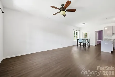10 Scarlett Ridge Drive Marshall NC 28753