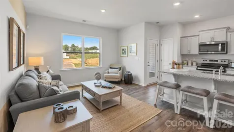 19 Caroline Valley Lane Hendersonville NC 28792