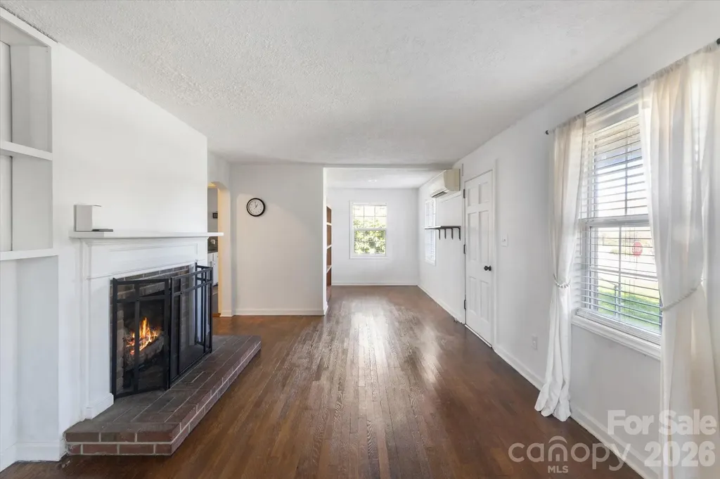 25 Montview Circle Brevard NC 28712