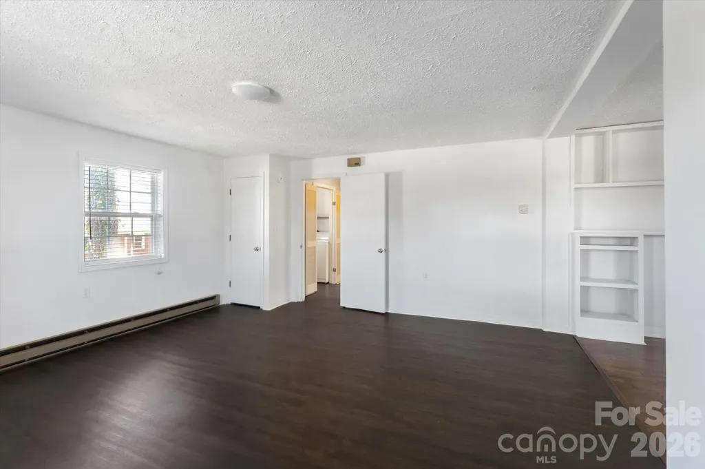 25 Montview Circle Brevard NC 28712