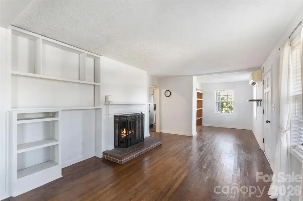 25 Montview Circle Brevard NC 28712