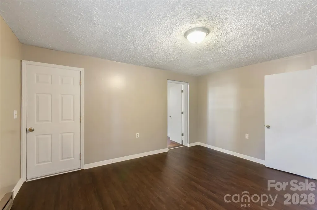 25 Montview Circle Brevard NC 28712