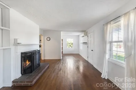 25 Montview Circle Brevard NC 28712
