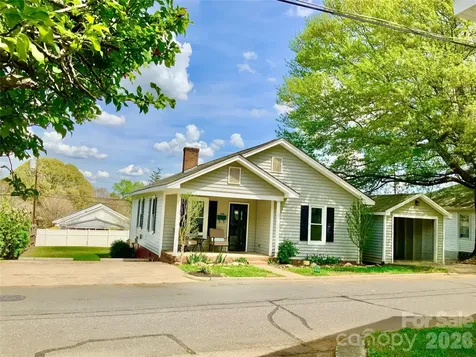 358 Woodlawn Avenue Cramerton NC 28032