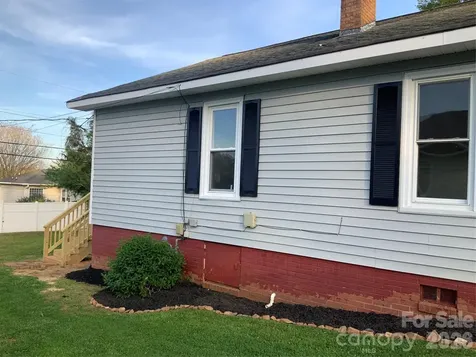 358 Woodlawn Avenue Cramerton NC 28032
