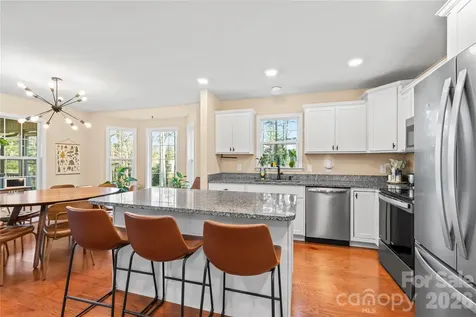 27 Pounding Mill Road Hendersonville NC 28792