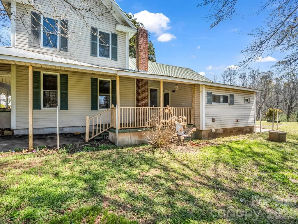 1282 Old Us 74 Highway Ellenboro NC 28040