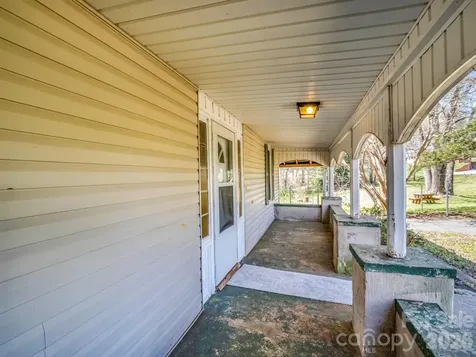 1282 Old Us 74 Highway Ellenboro NC 28040