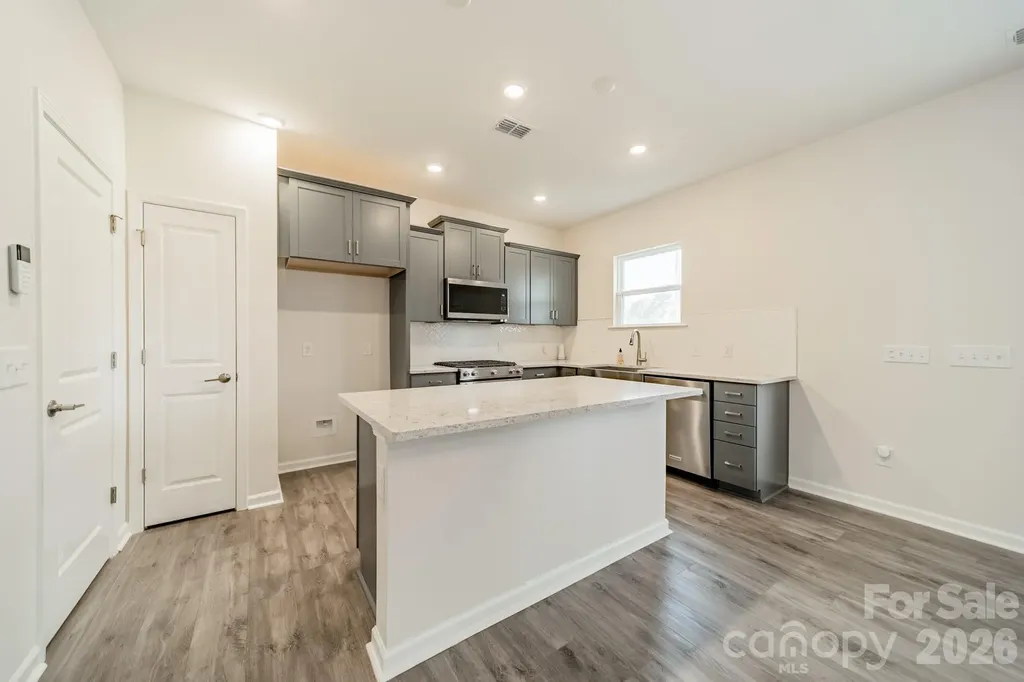 6012 Chumbley Point Road Charlotte NC 28215