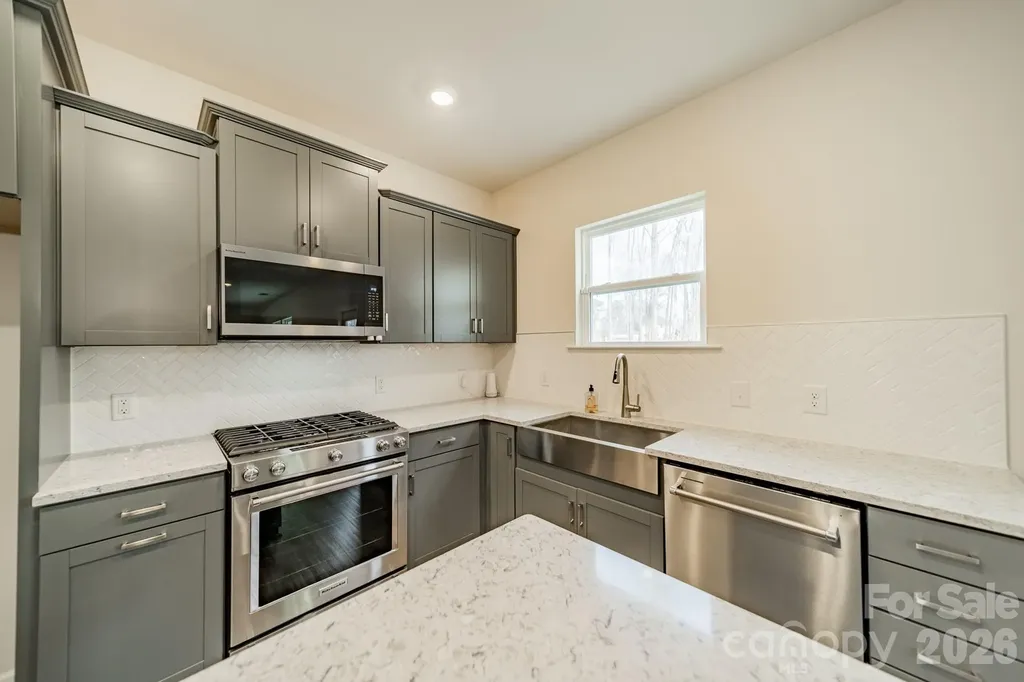 6012 Chumbley Point Road Charlotte NC 28215