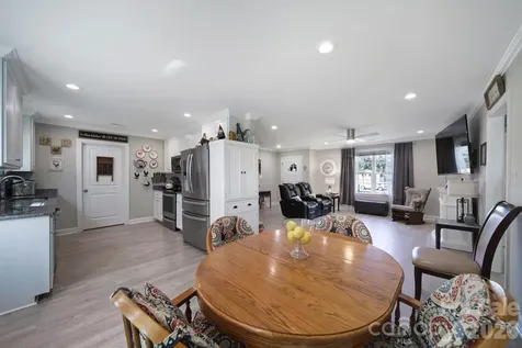 6724 Wylie Circle Kershaw SC 29067