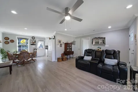 6724 Wylie Circle Kershaw SC 29067