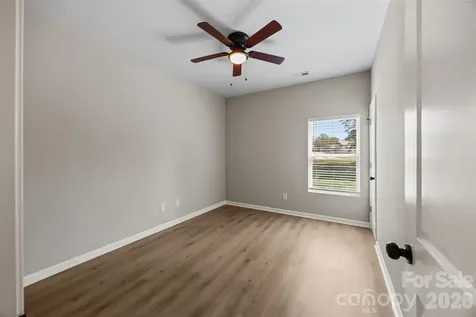 3130 Celia Avenue Charlotte NC 28216