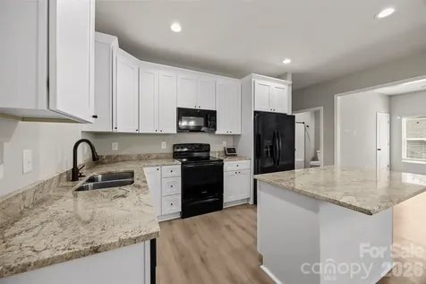 3130 Celia Avenue Charlotte NC 28216