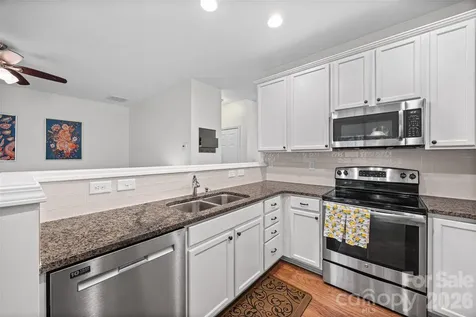 2086 Shady Pond Drive Lake Wylie SC 29710