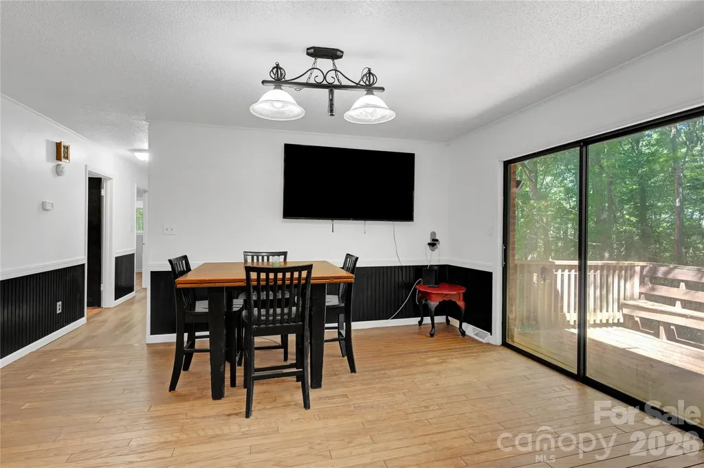 7065 Fieldcrest Lane Denver NC 28037