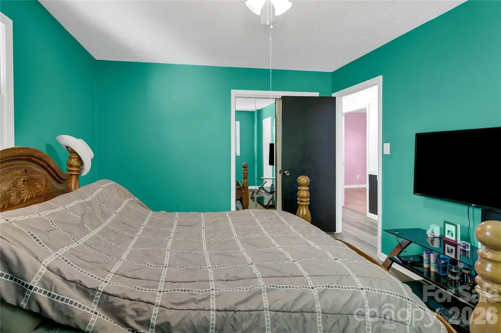 7065 Fieldcrest Lane Denver NC 28037