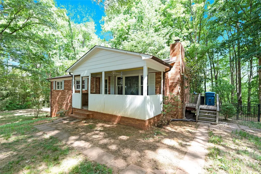 7065 Fieldcrest Lane Denver NC 28037