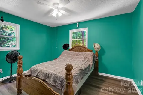 7065 Fieldcrest Lane Denver NC 28037
