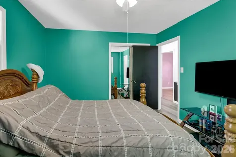 7065 Fieldcrest Lane Denver NC 28037