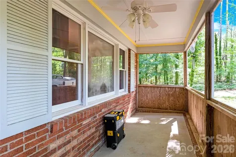 7065 Fieldcrest Lane Denver NC 28037