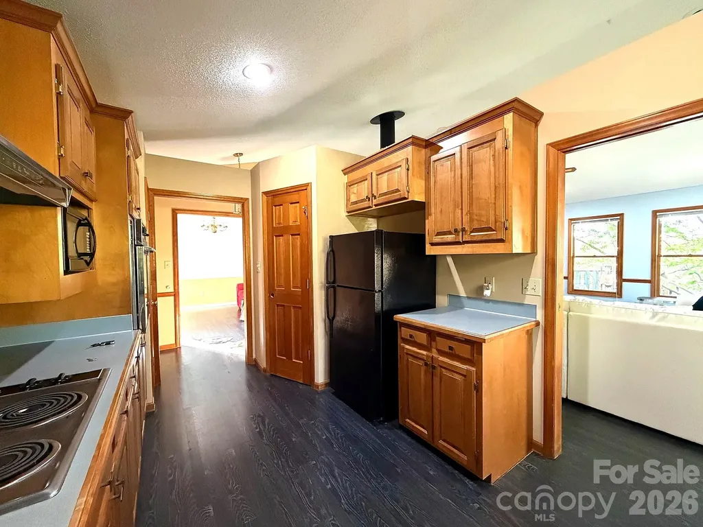 42484 Moonshine Drive New London NC 28127