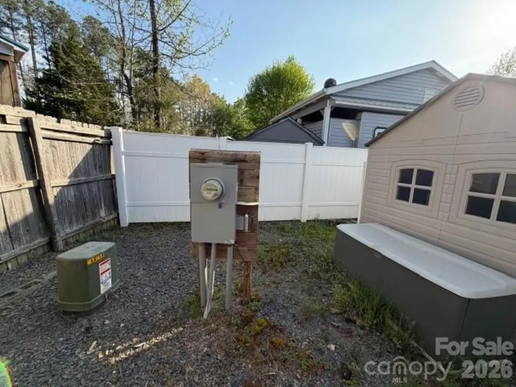140 Hide A Way Trail Mount Gilead NC 27306