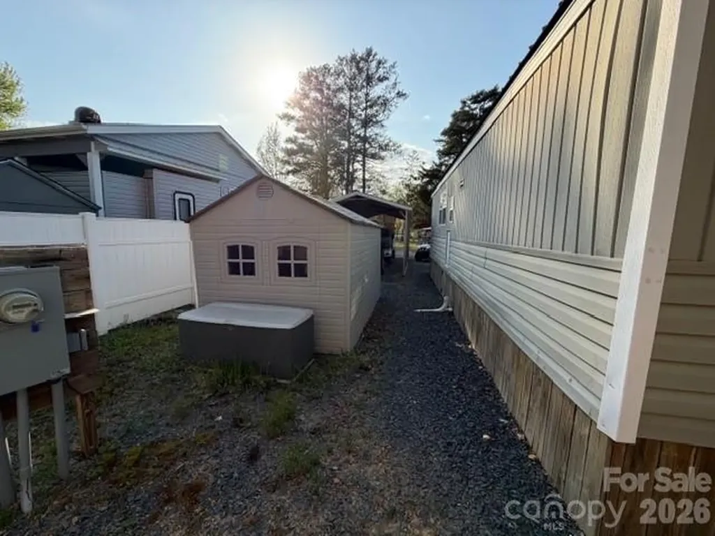140 Hide A Way Trail Mount Gilead NC 27306