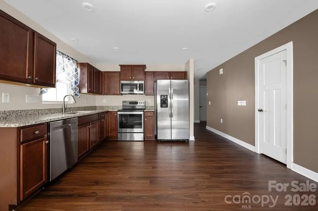 9747 Wardley Drive Charlotte NC 28215