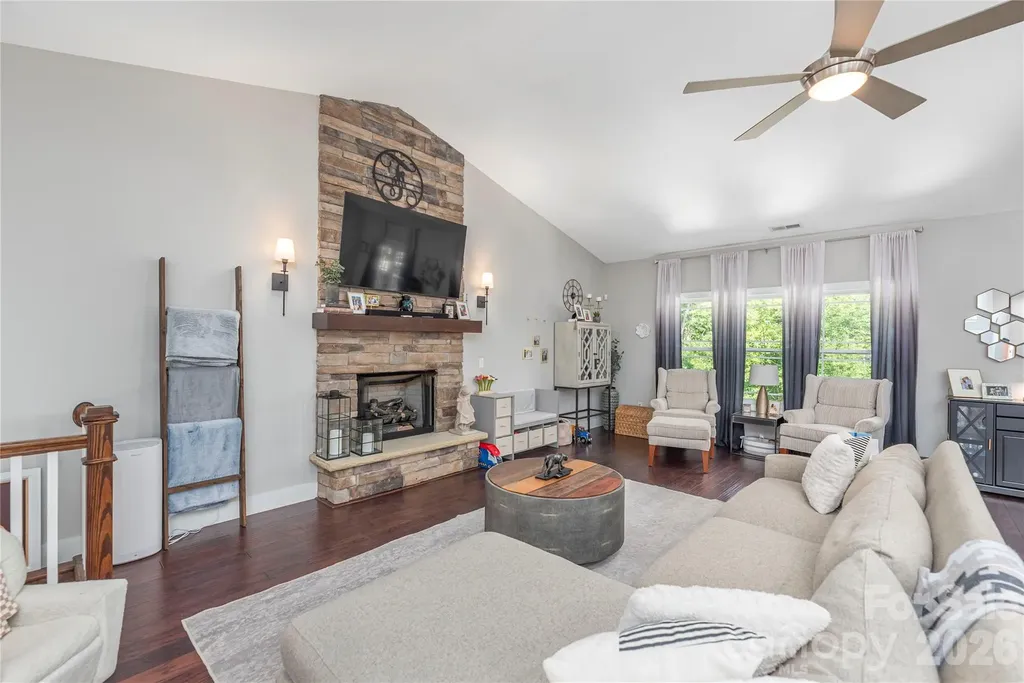 348 Olivet Lane Fletcher NC 28732