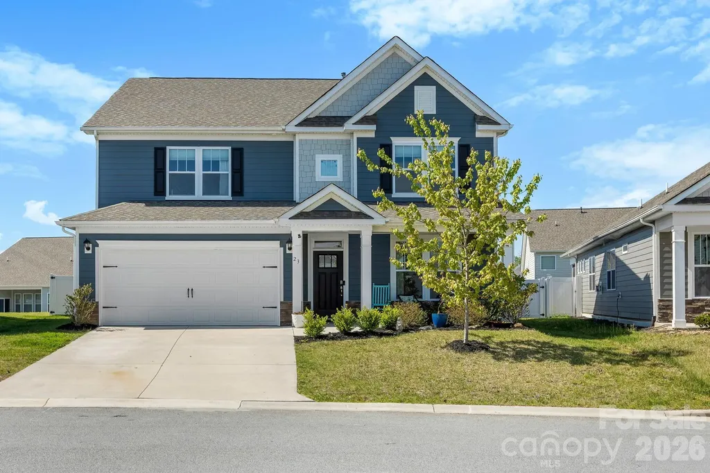 23 Thornberry Road Hendersonville NC 28792