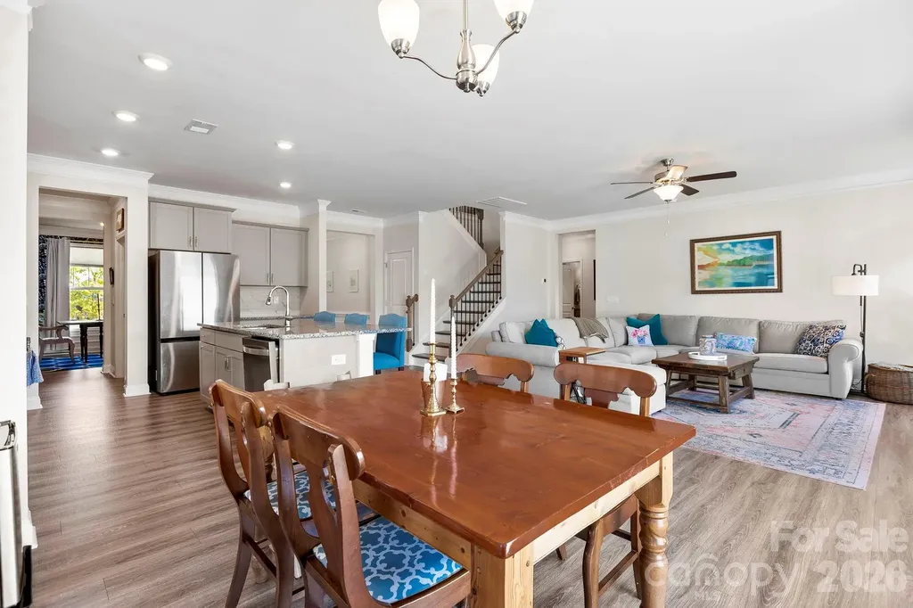 23 Thornberry Road Hendersonville NC 28792