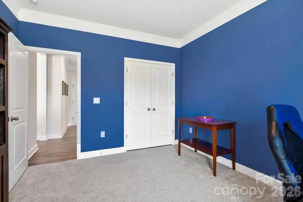 23 Thornberry Road Hendersonville NC 28792