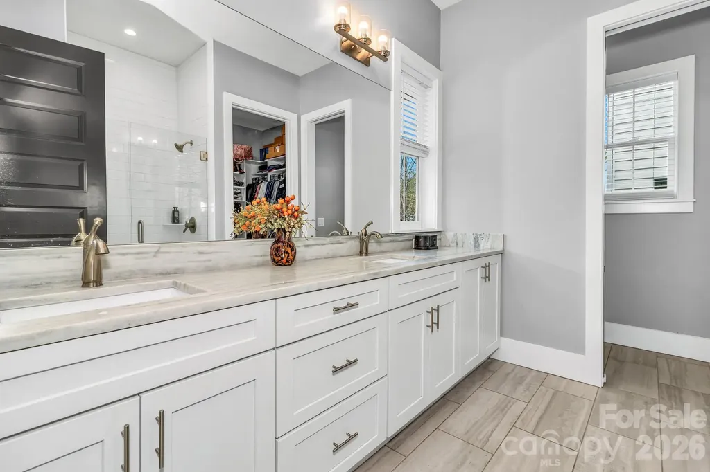 20 Phillip Lane Arden NC 28704