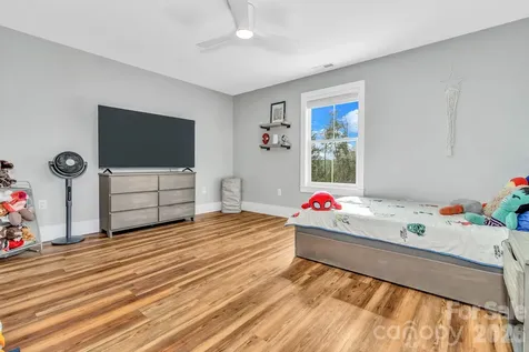 20 Phillip Lane Arden NC 28704