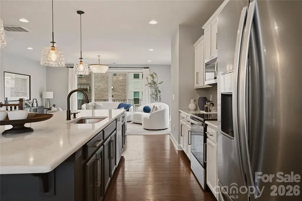 1105 Towns Hill Way Charlotte NC 28209