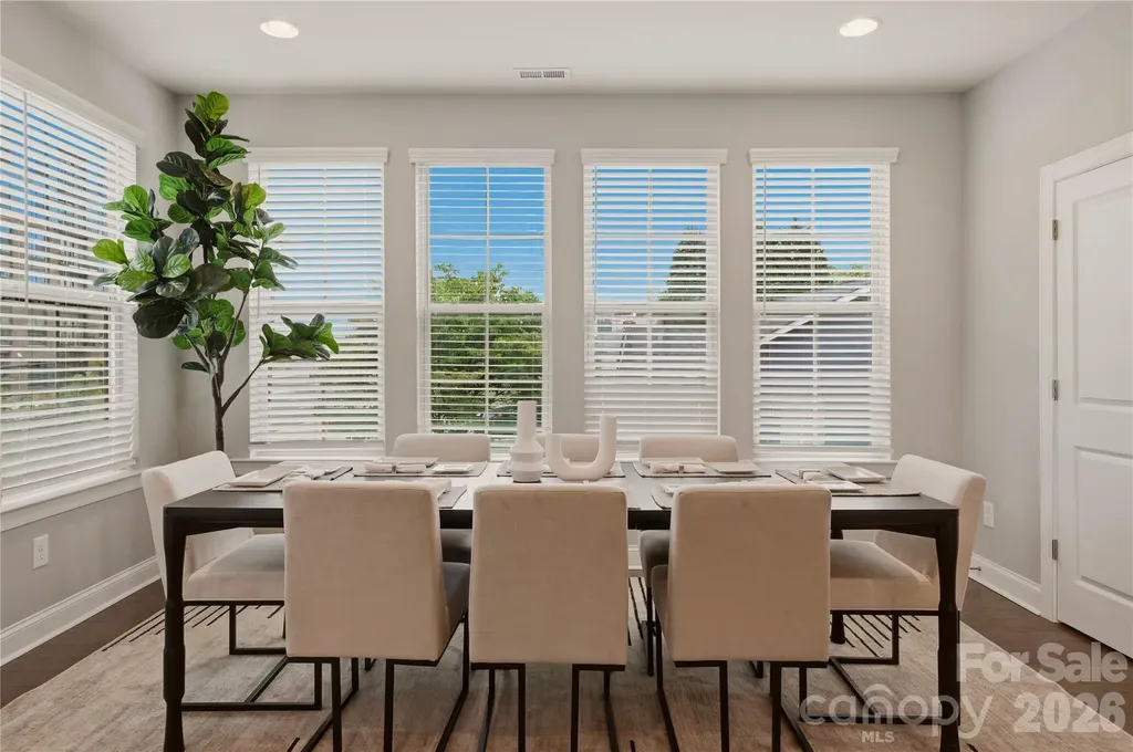 1105 Towns Hill Way Charlotte NC 28209