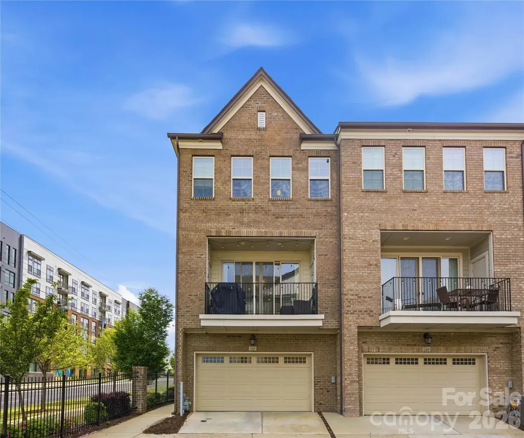 1105 Towns Hill Way Charlotte NC 28209