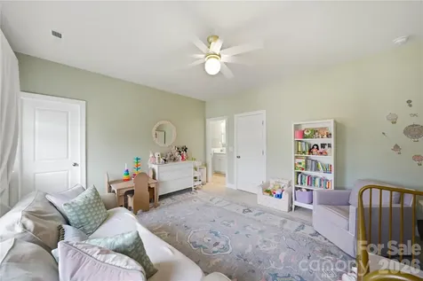 1105 Towns Hill Way Charlotte NC 28209