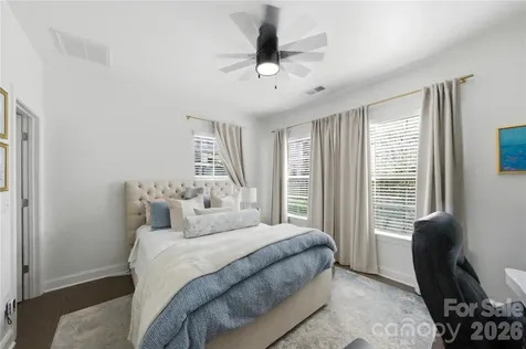 1105 Towns Hill Way Charlotte NC 28209